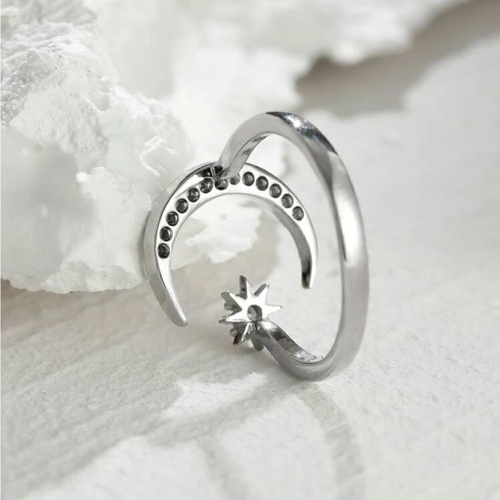 5/$25 Silver Color Moon Decor Ring Adjustable - Picture 2 of 3